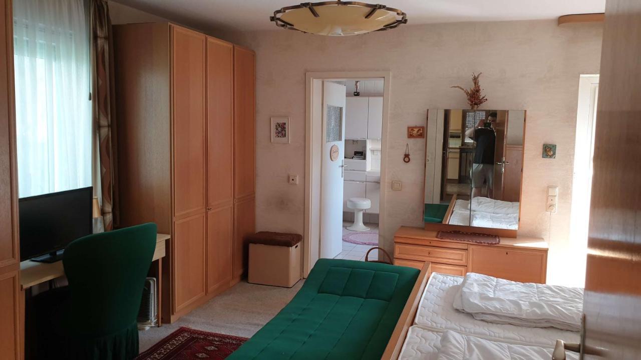 Ferienhaus Mit Grossem Garten บาด กันเดอร์สไฮม์ ภายนอก รูปภาพ